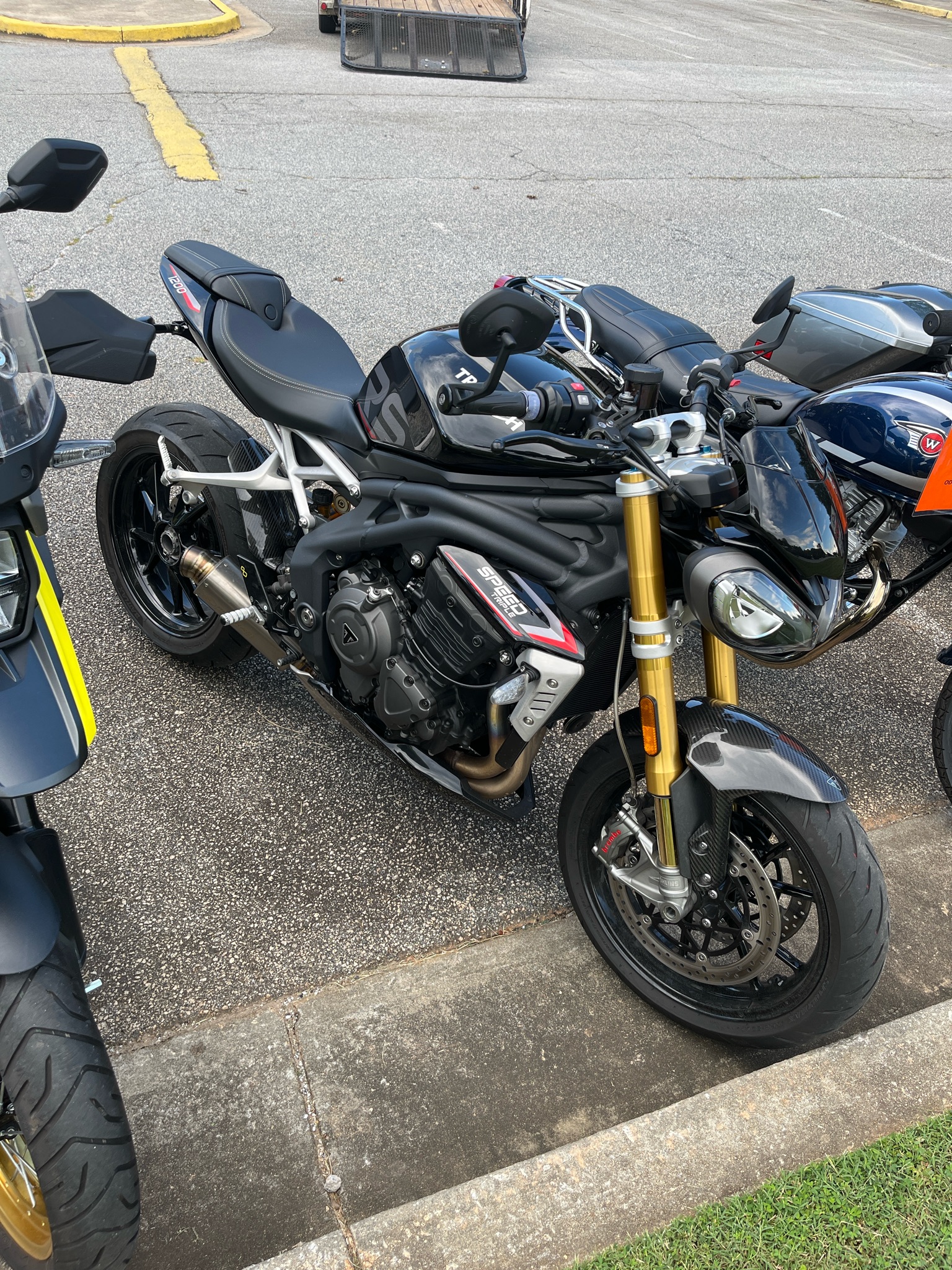 2022 Triumph Speed Triple 1200 RS 1
