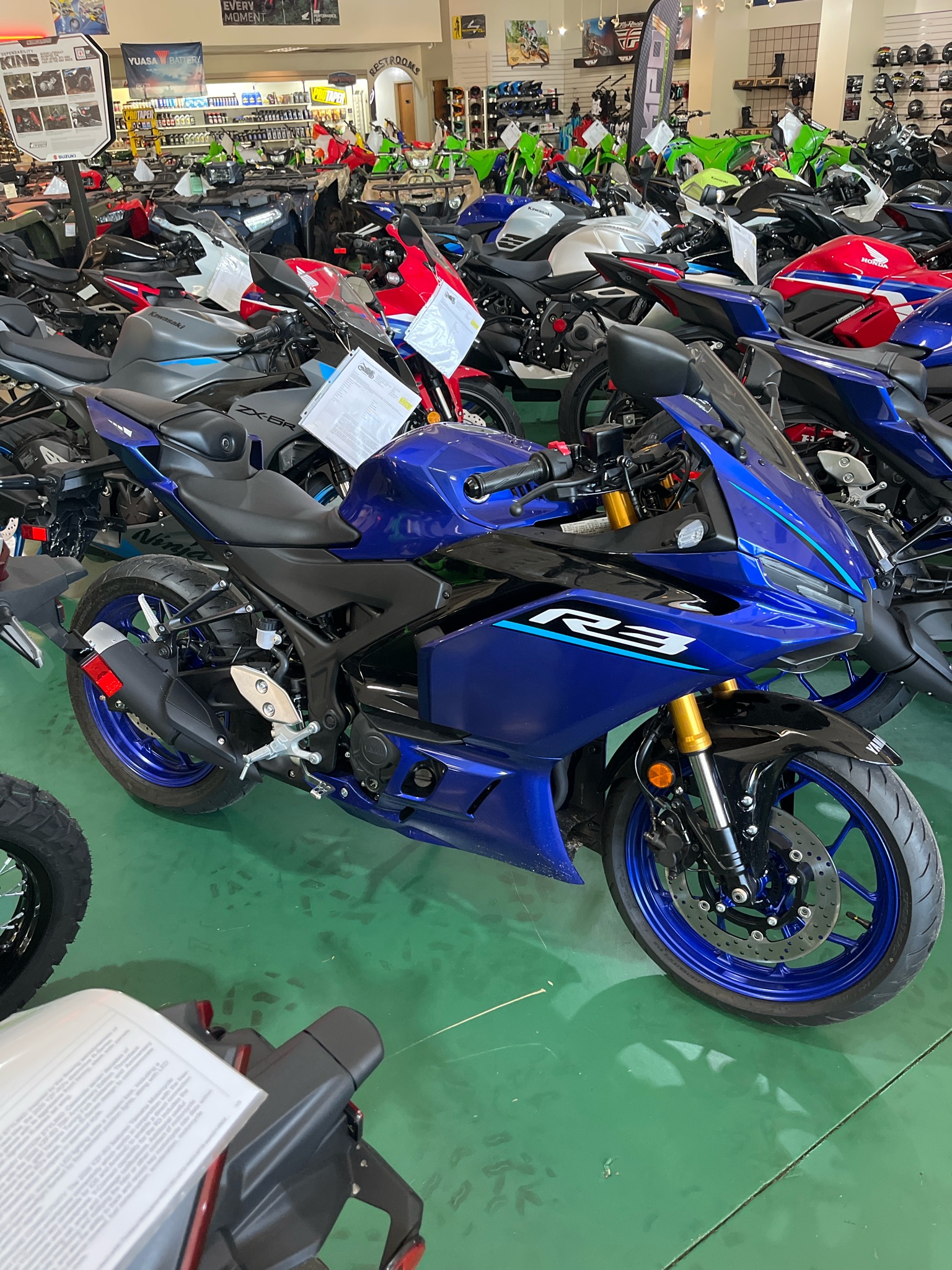 2026 Yamaha YZF-R3 1