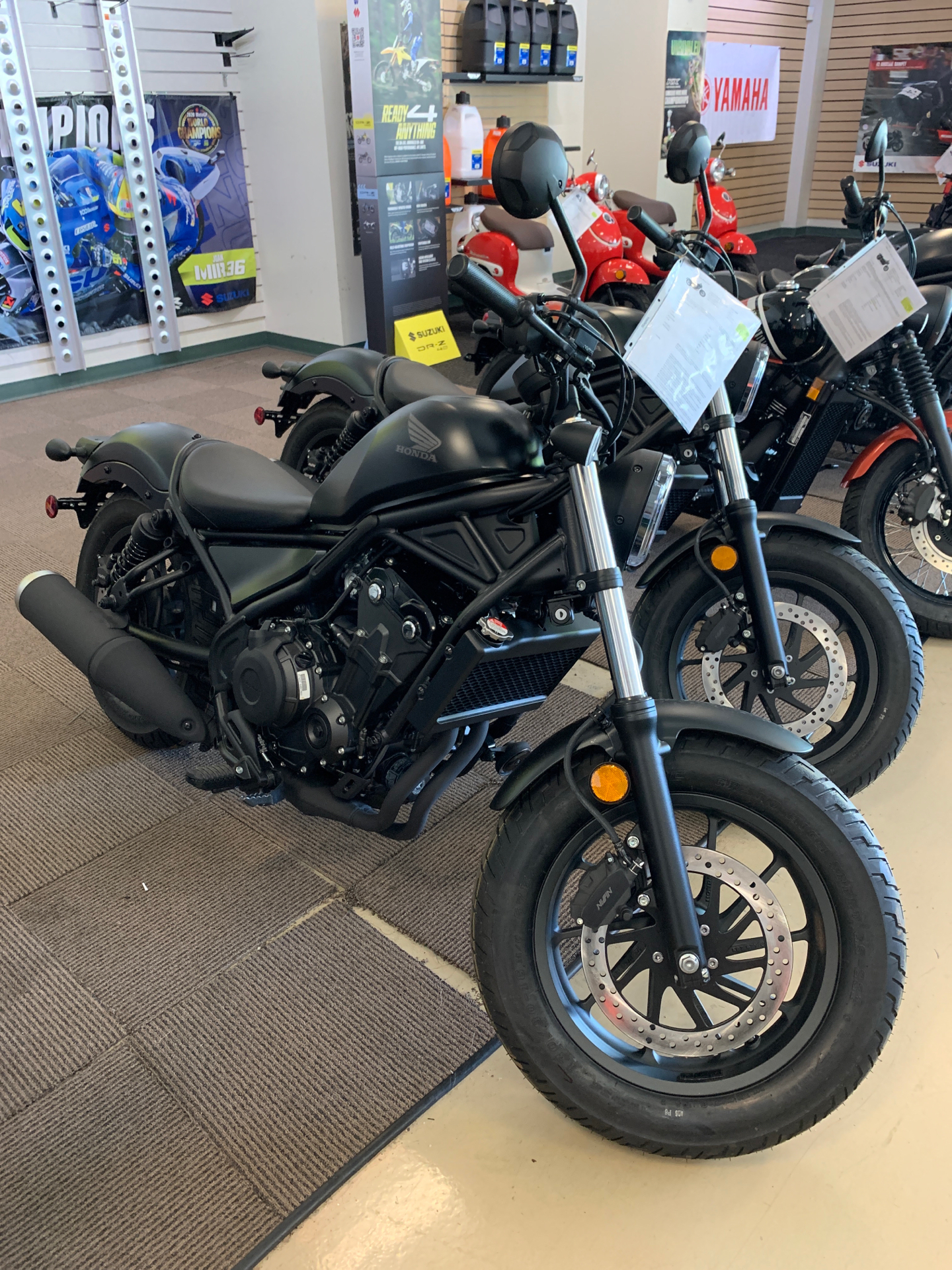 NOW　REBEL Mサイズ ブラック New Balance FuelCell Rebel v5 'Black' MFCXLC5