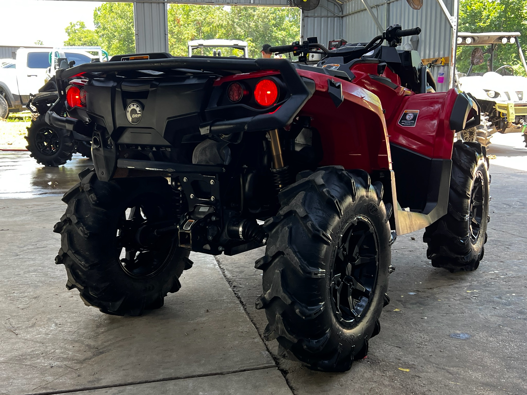 2024 Can-Am™ Outlander X MR 1000R 8