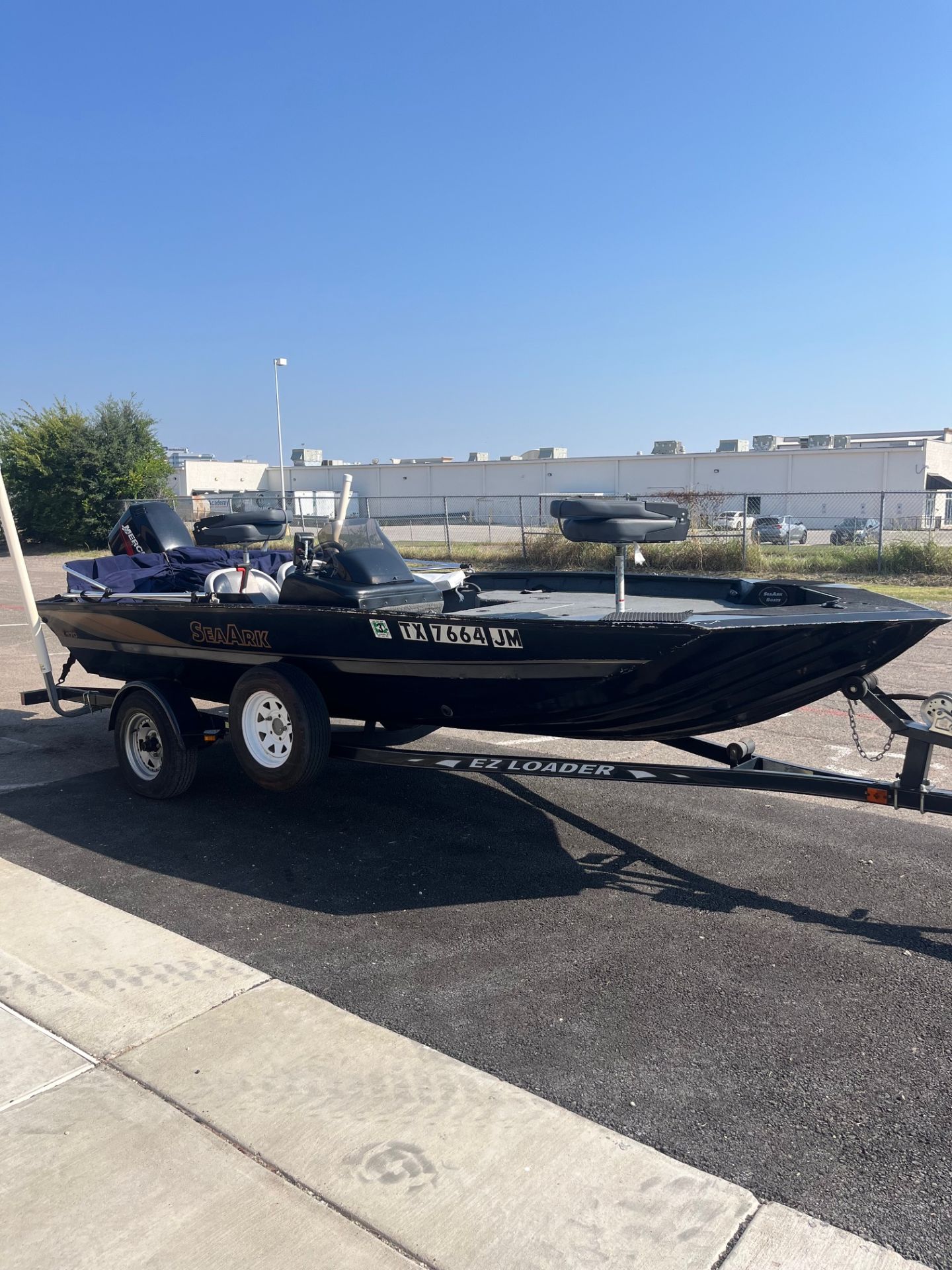 Used 2001 SeaArk ZX170 Power Boats Outboard in Waco, TX
