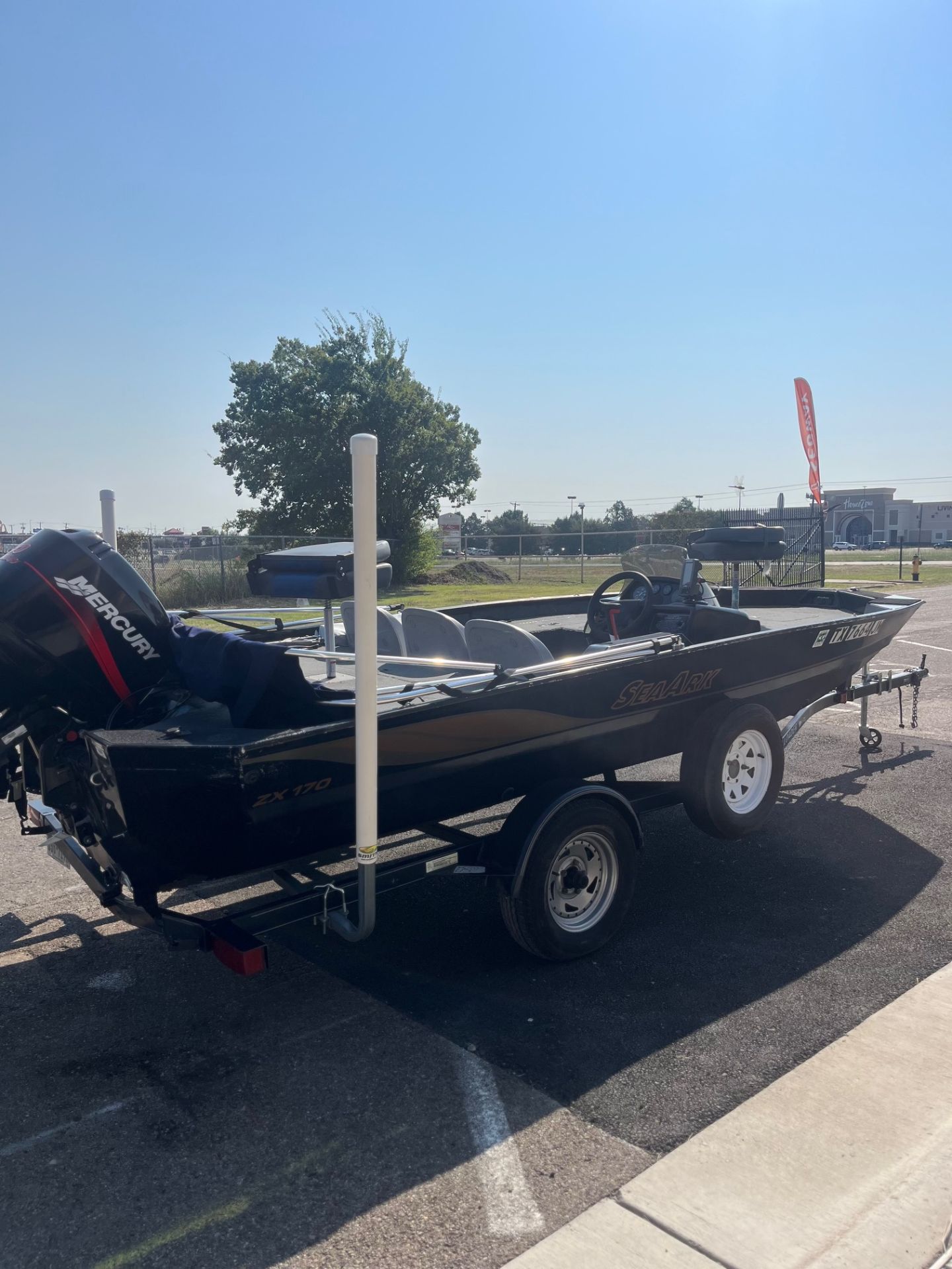 Used 2001 SeaArk ZX170 Power Boats Outboard in Waco, TX