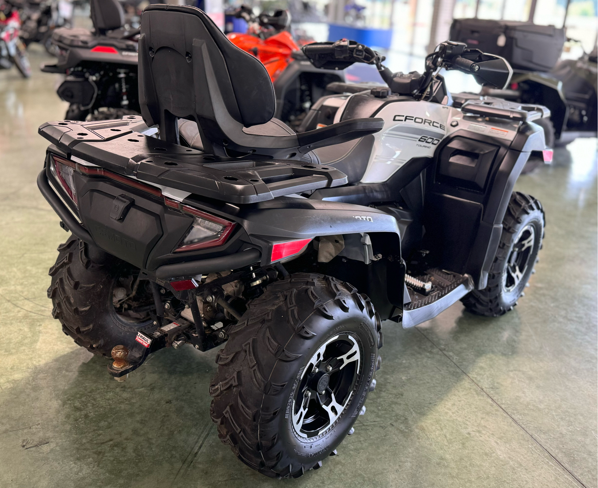 2022 CFMOTO CForce 600 Touring in Pine Bluff, Arkansas - Photo 3