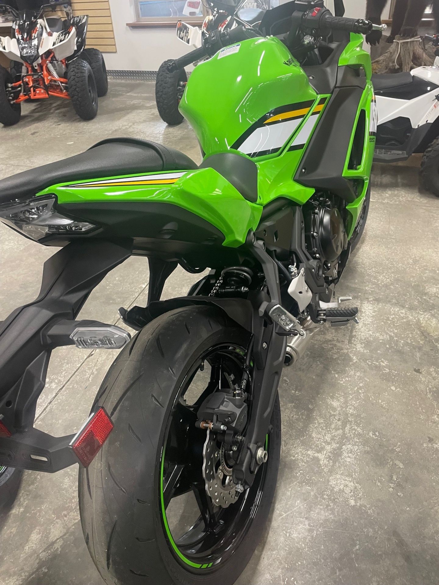 2025 Kawasaki Ninja® 650 ABS 3