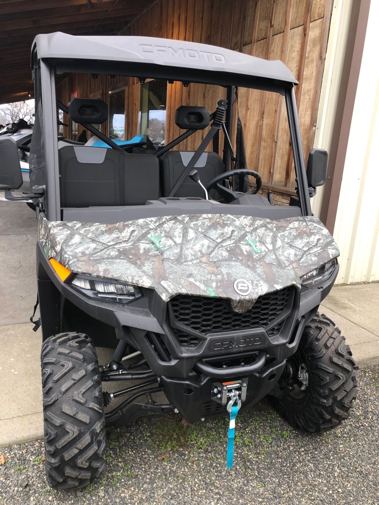 2025  UForce 600 1