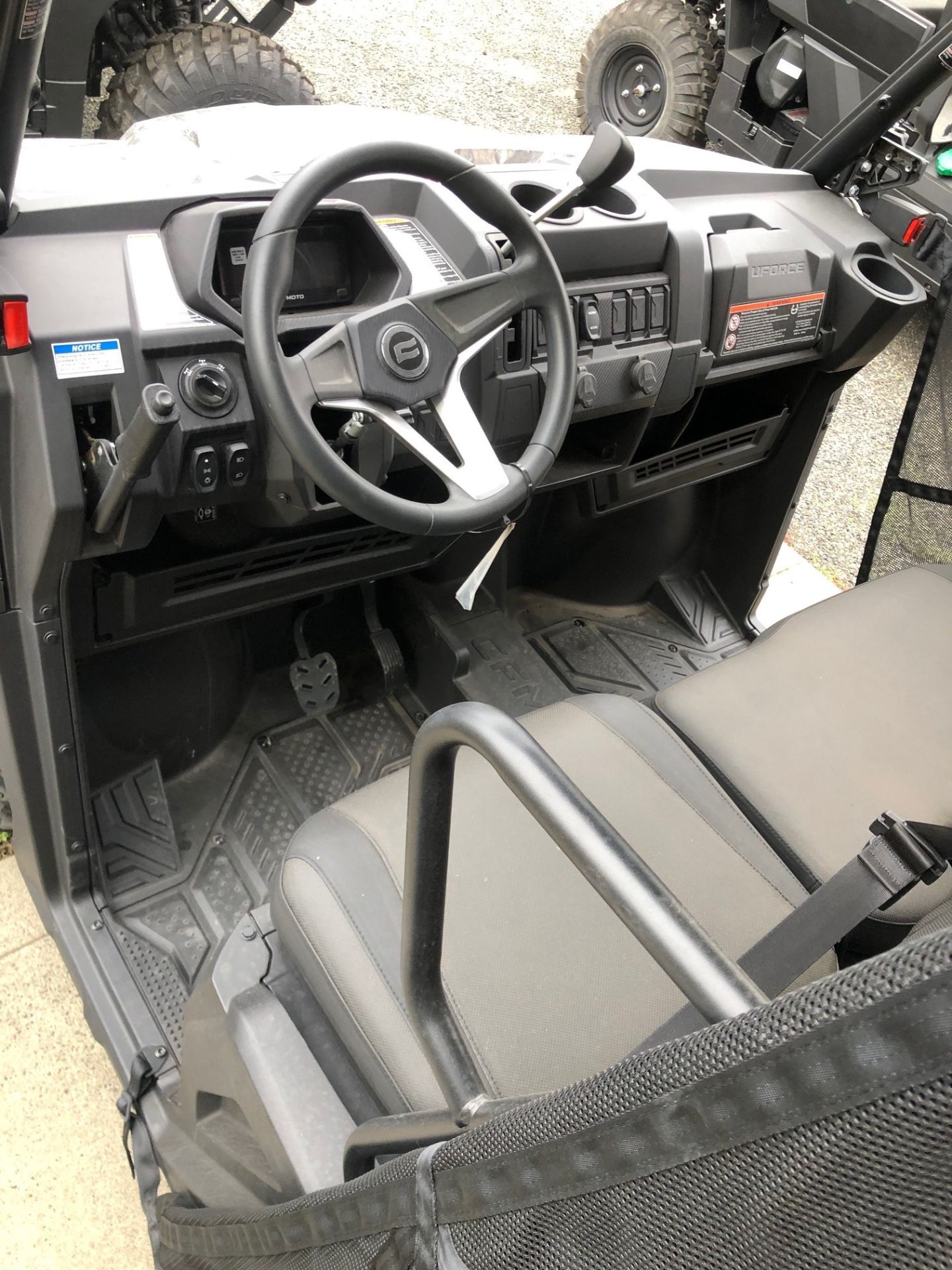 2025  UForce 600 5