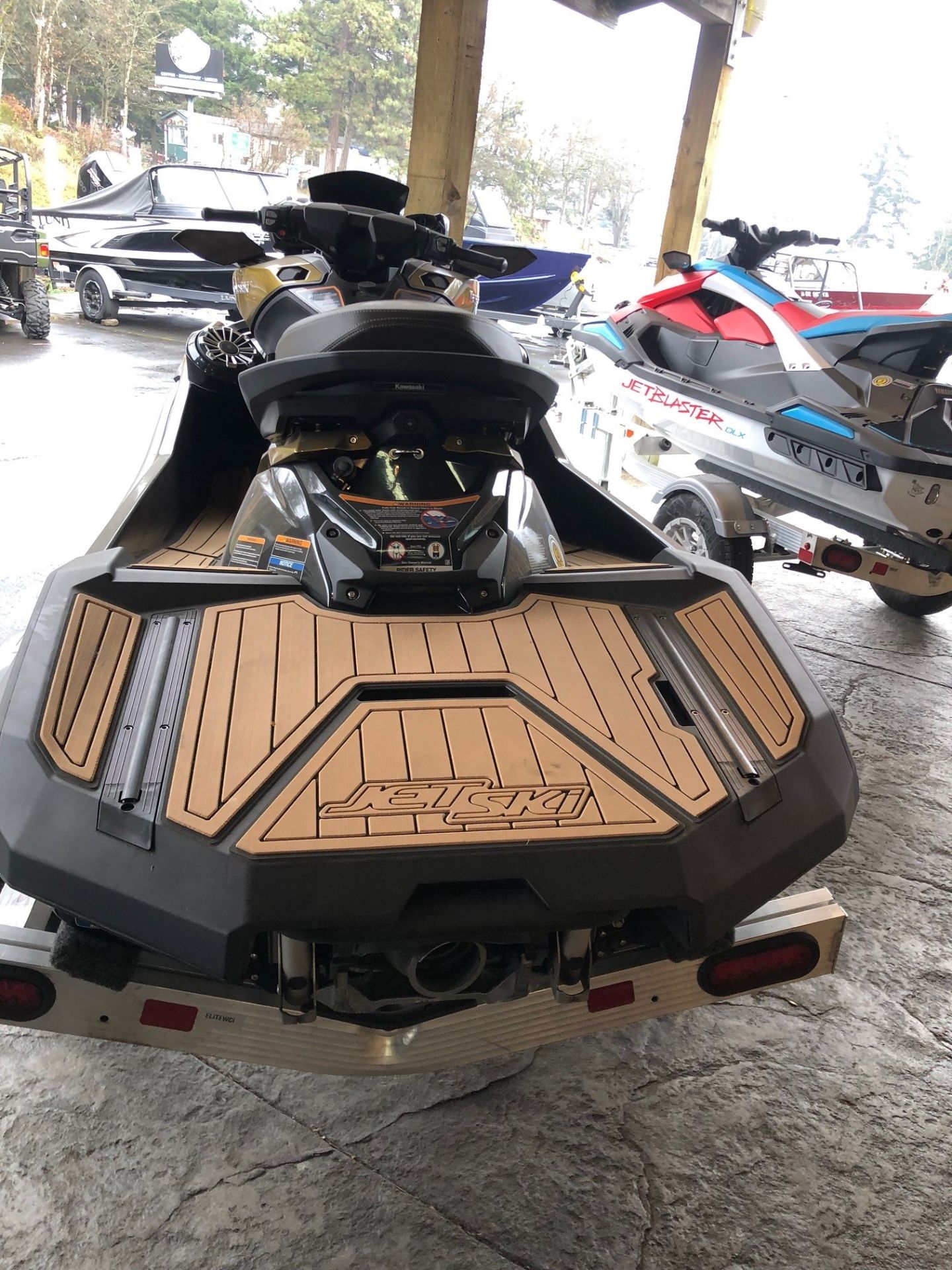 パーフェクトダークネス　金 New 2024 Kawasaki Jet Ski Ultra 160LX, Derby VT | Specs, Price
