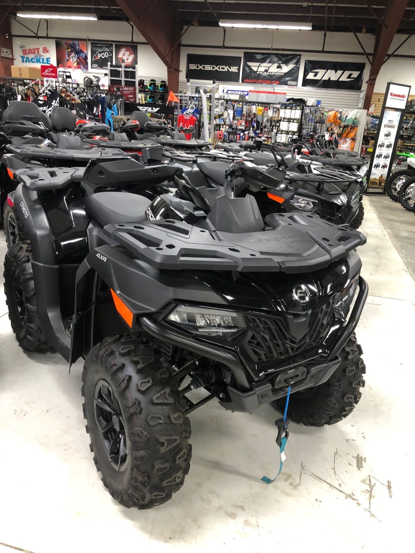 2025  CForce 600 3