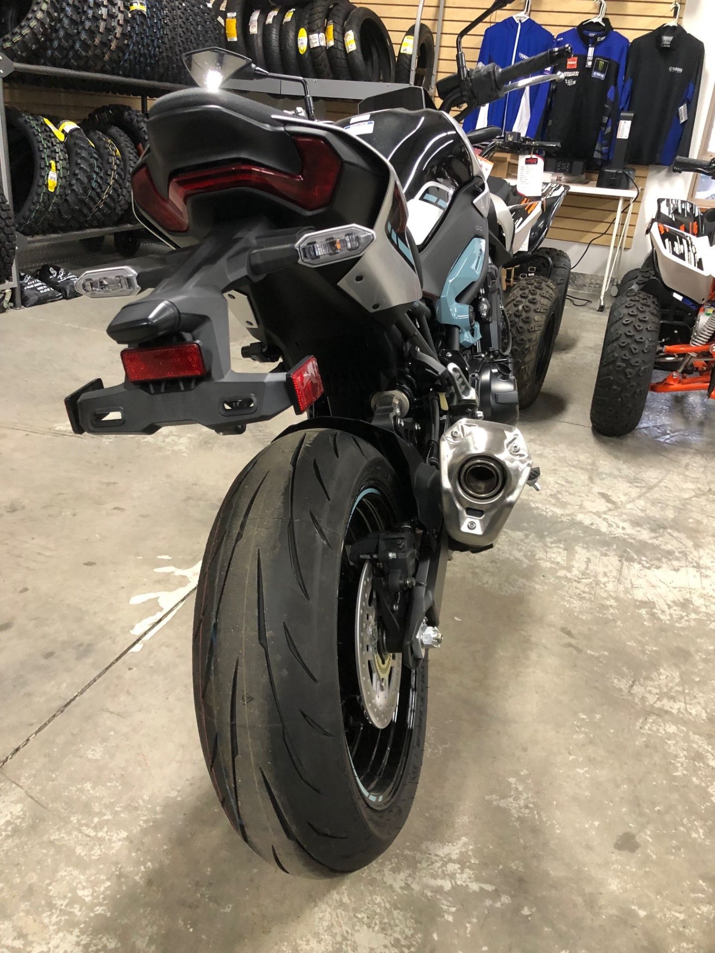 2025 Kawasaki Z900 ABS 3