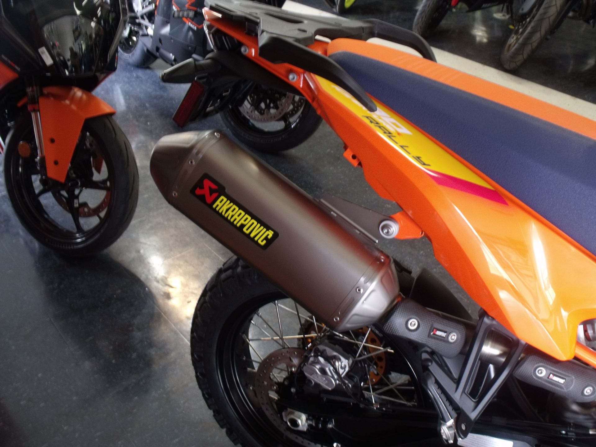 2027 KTM 890 Adventure R Rally 4