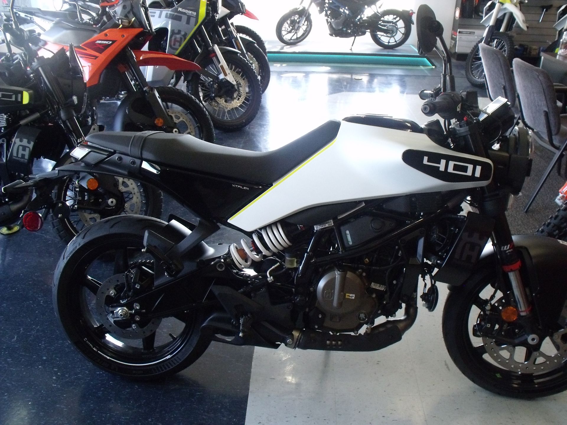 2024 Husqvarna Vitpilen 401 1