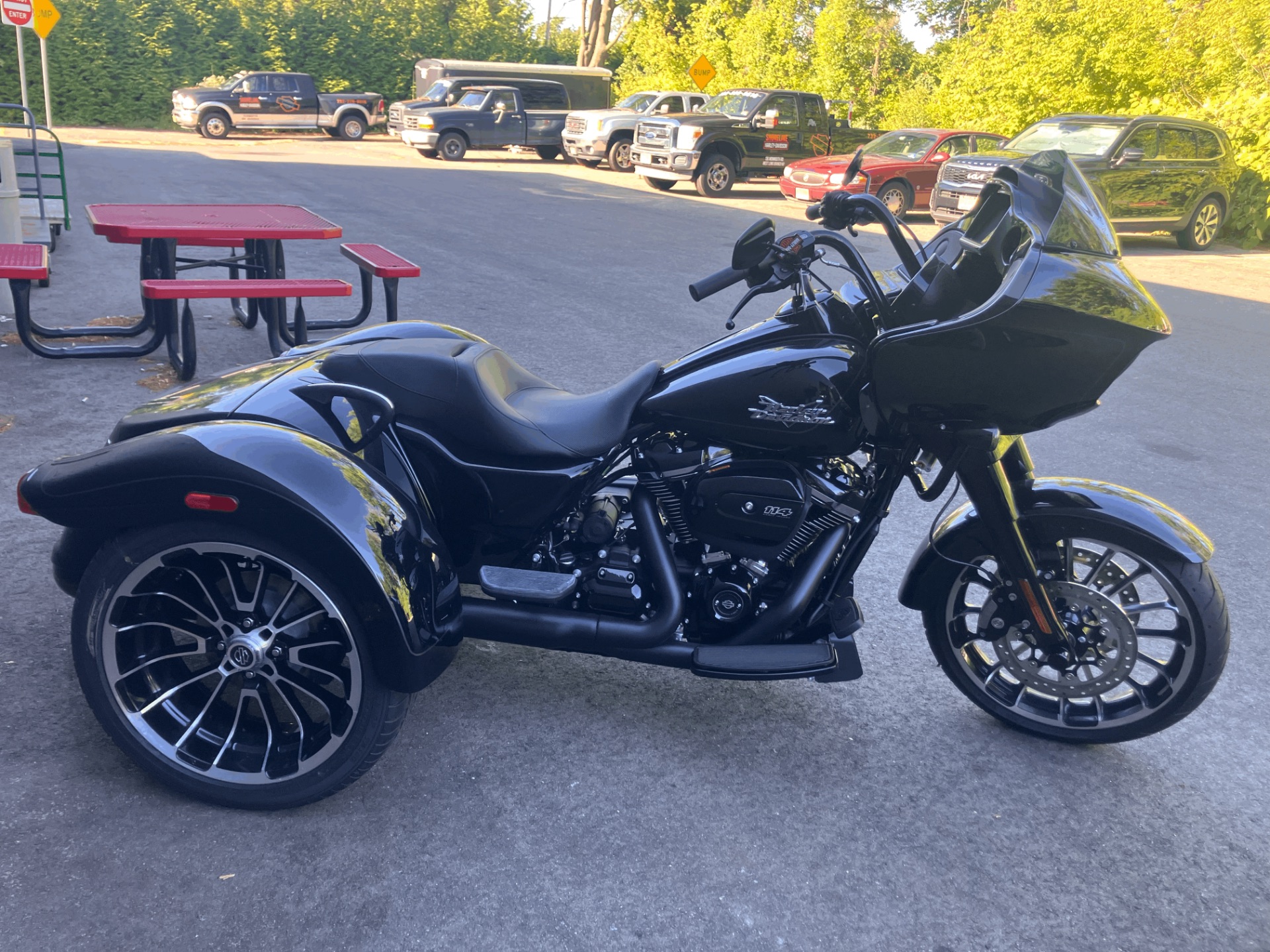 2024 Harley-Davidson Road Glide® 3 1