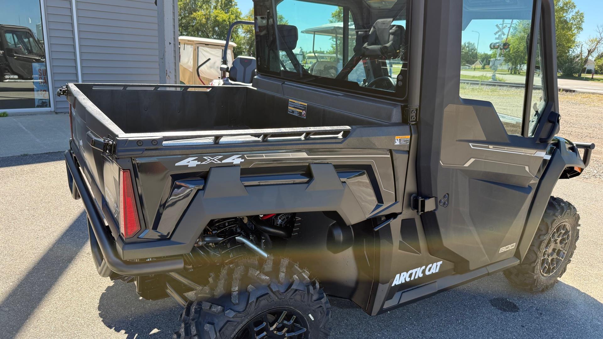 2027 Arctic Cat photo 3