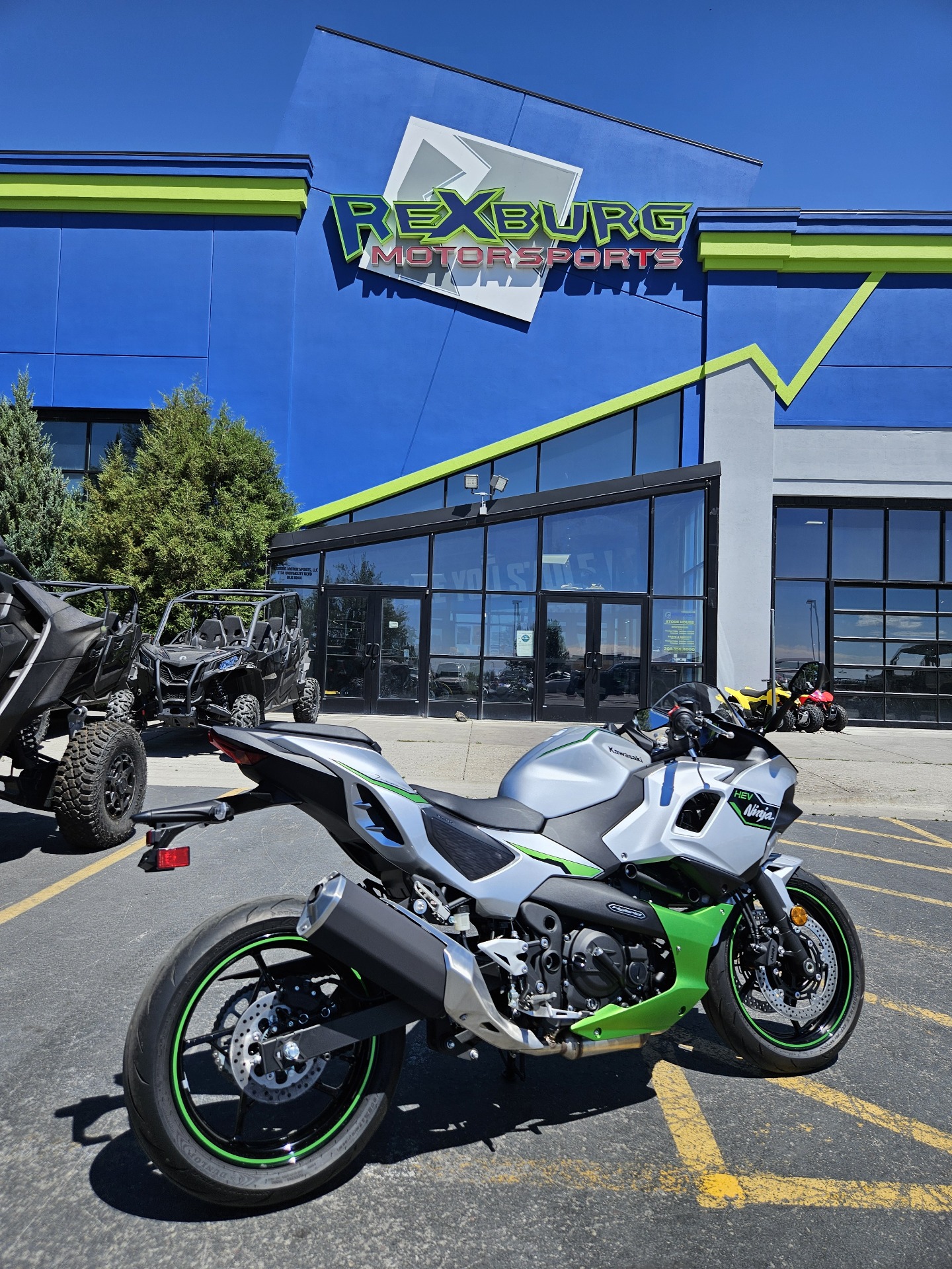 2024 Kawasaki Ninja 7 Hybrid ABS in Rexburg, Idaho - Photo 3