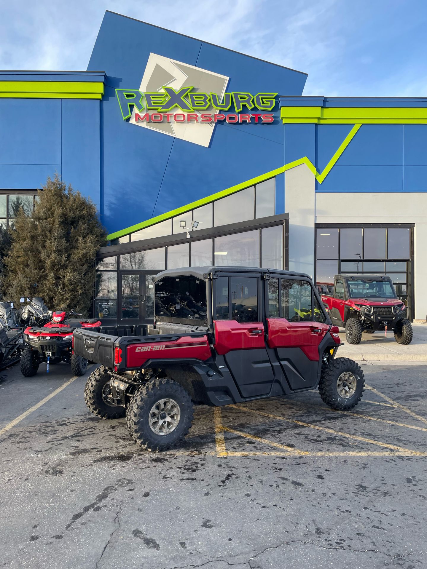 2025 Can-Am Defender MAX Limited in Rexburg, Idaho - Photo 3