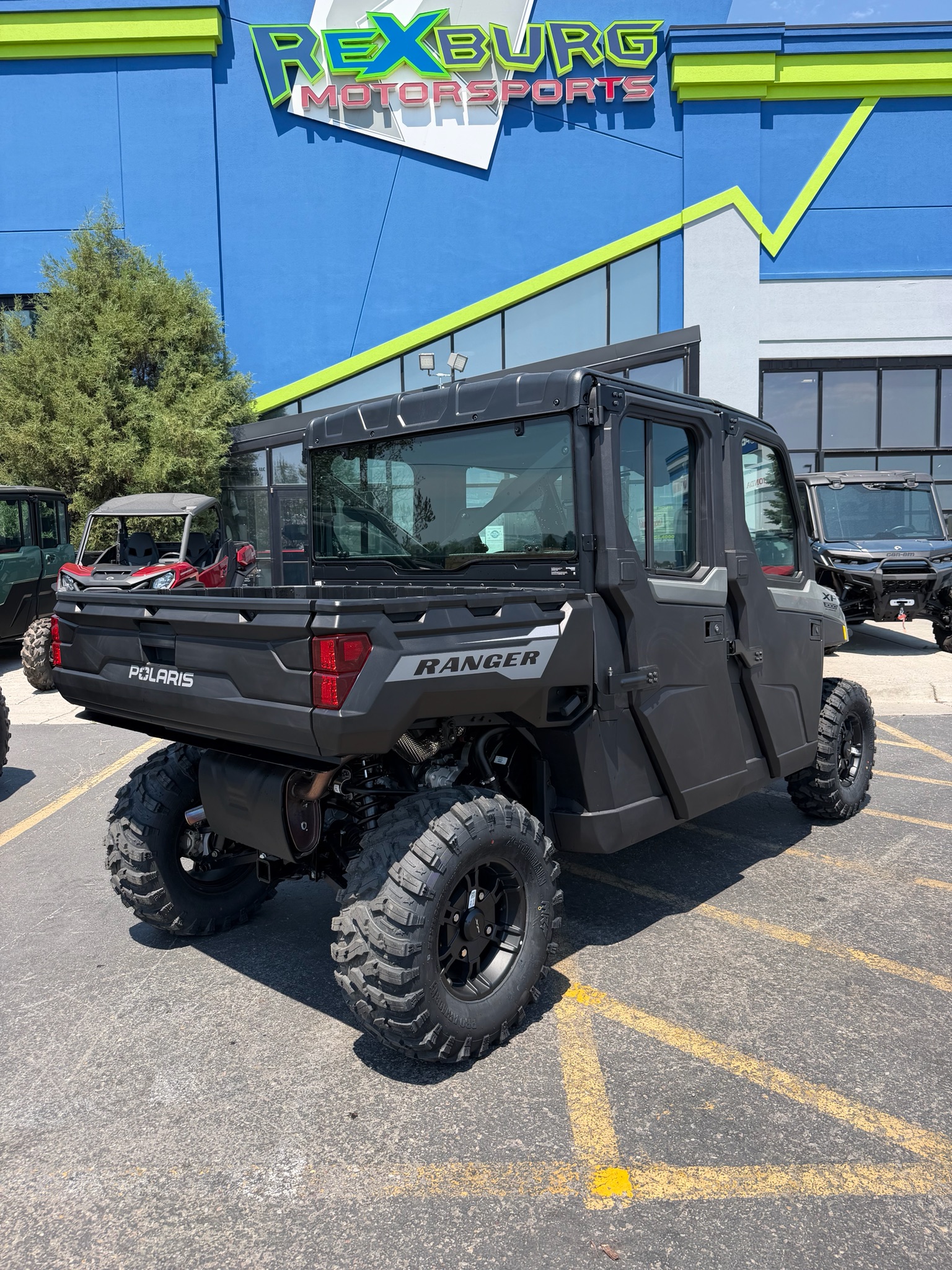 2027 Polaris Ranger Crew XP 1000 Cab 3