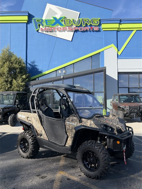 2020 Can-Am Commander XT 1000R — photo 1 of 6
