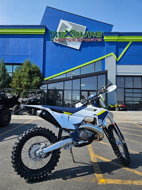 2025 Husqvarna TE 300 in Rexburg, Idaho - Photo 3