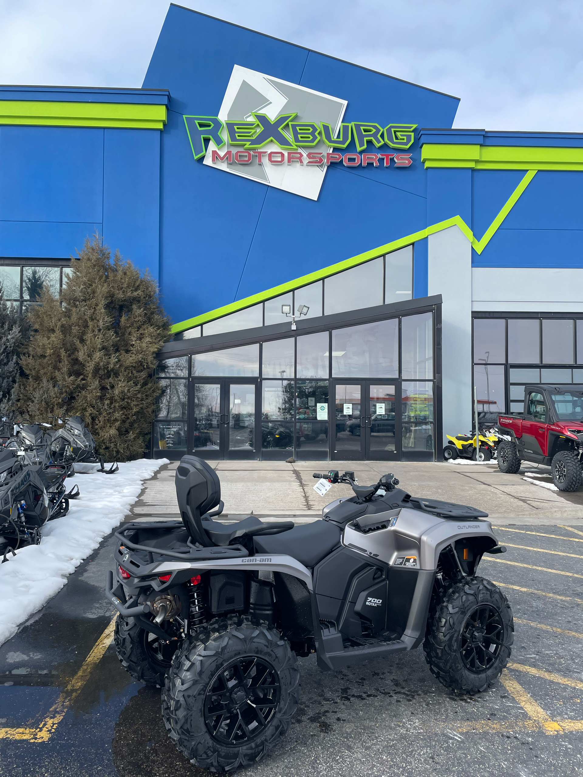 2025 Can-Am Outlander MAX XT 700 in Rexburg, Idaho - Photo 3