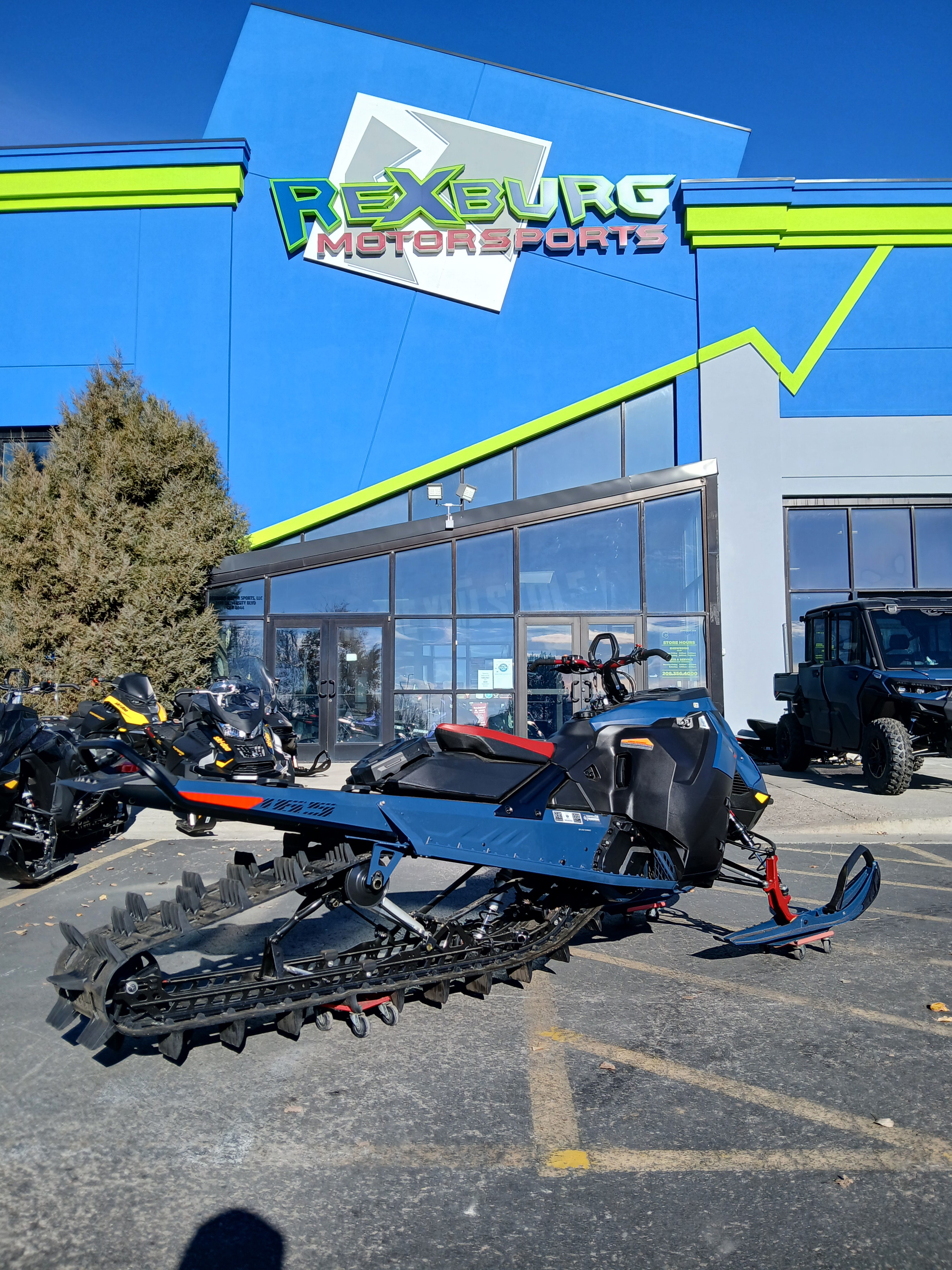 Used 2025 Ski-Doo Summit X 165 850 E-TEC Turbo R SHOT PowderMax X