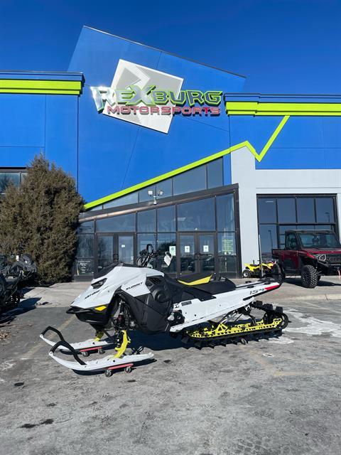 2025 Ski-Doo Summit Adrenaline w/ Edge Package 154 850 E-TEC SHOT PowderMax X-Light 3.0 w/ FlexEdge in Rexburg, Idaho - Photo 1