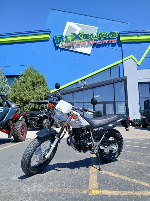 2027 Yamaha TW200 — photo 1 of 21