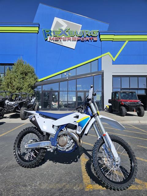 2025 Husqvarna FC 350 in Rexburg, Idaho - Photo 2