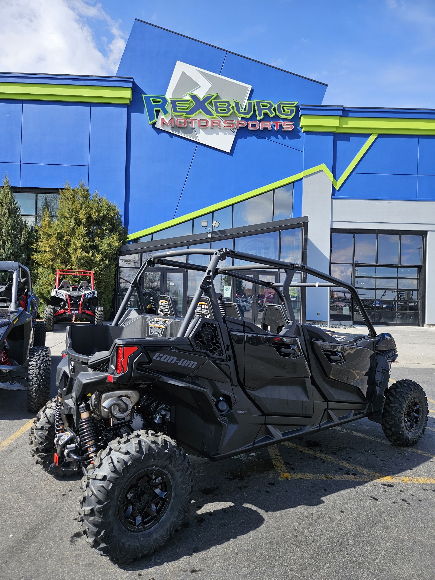 2024 Can-Am Maverick Sport MAX DPS in Rexburg, Idaho - Photo 3