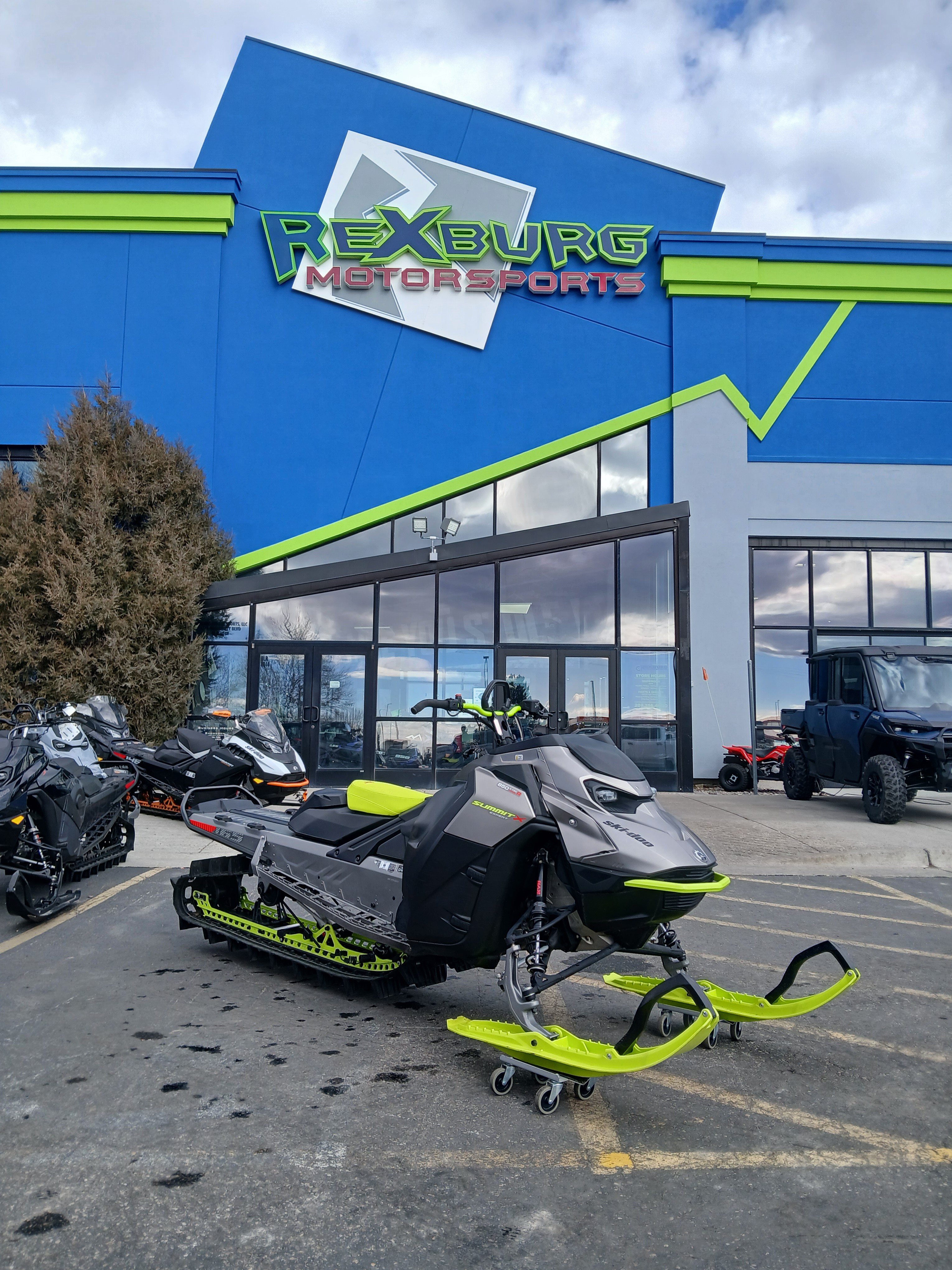 Used 2023 Ski-Doo Summit X Expert 165 850 E-TEC Turbo R SHOT