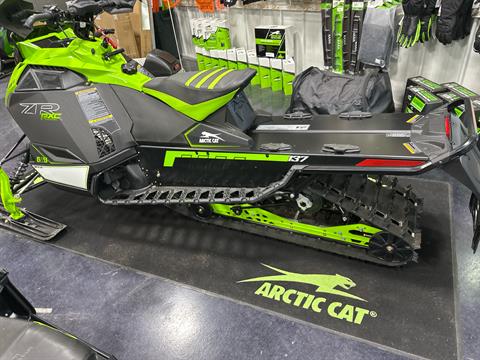 トレーラー　CAT New 2025 Caterpillar Pickup Truck Will Blow Your Mind - YouTube