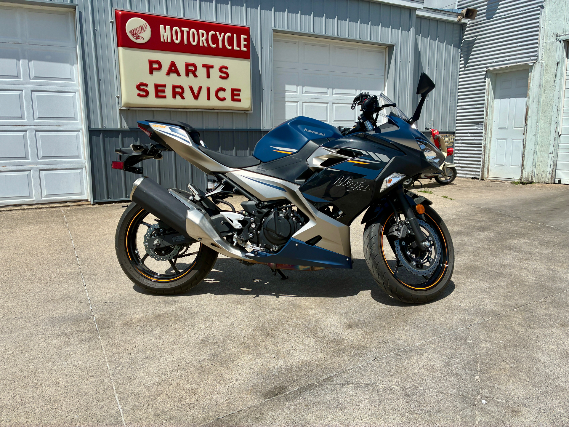 2023 Kawasaki Ninja 400 Motorcycles Watseka Illinois N/A