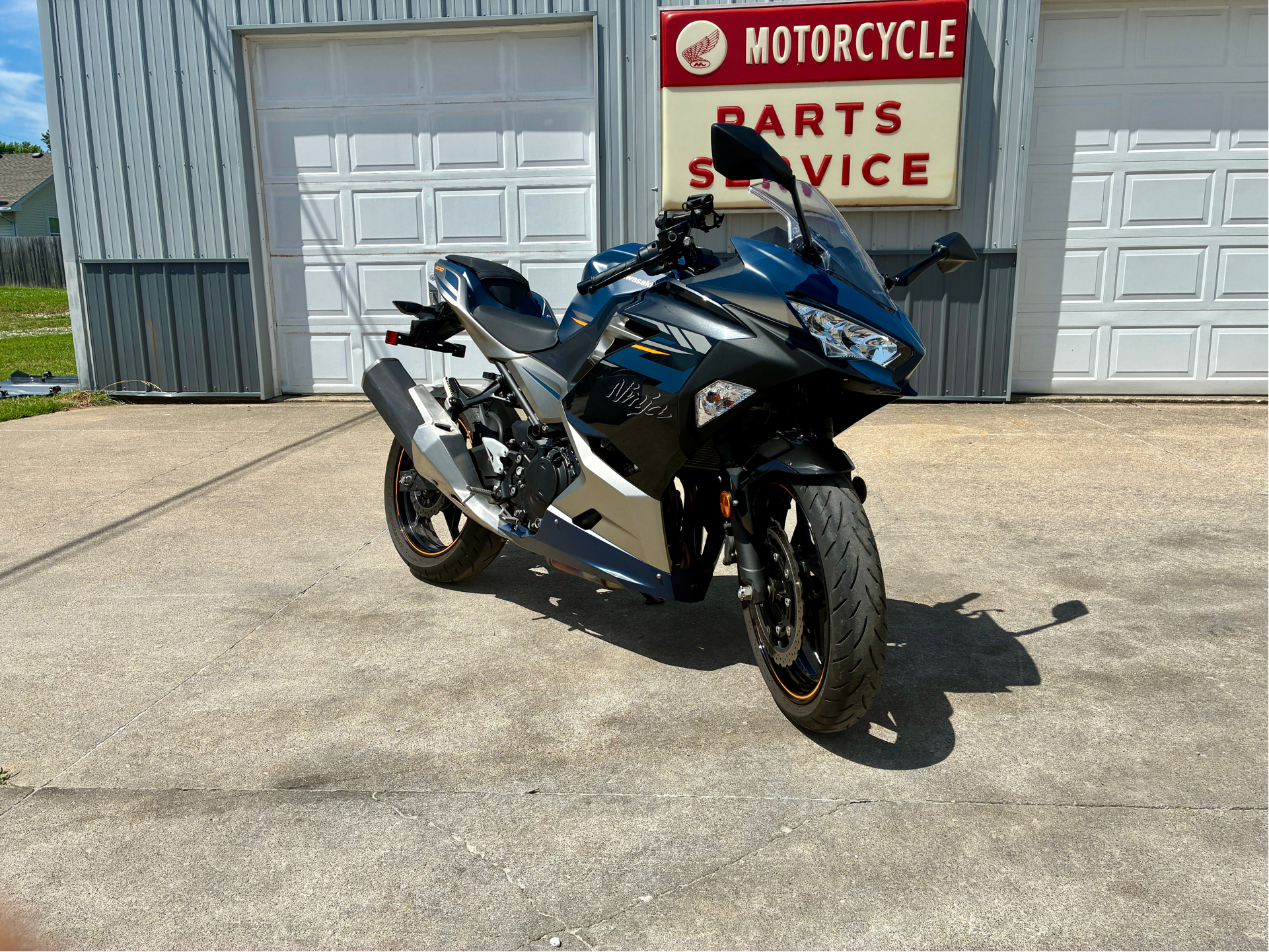 2023 Kawasaki Ninja 400 Motorcycles Watseka Illinois N/A