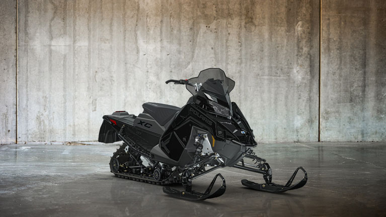 2027 Polaris 850 INDY XC 137 Gloss Black ES 1