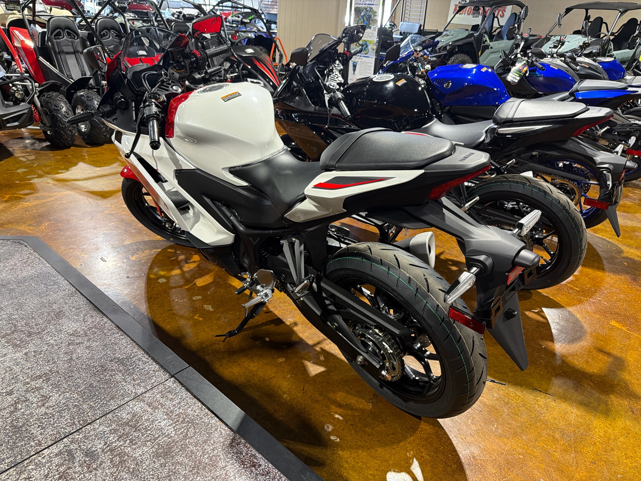 2026 Yamaha YZF-R3 5