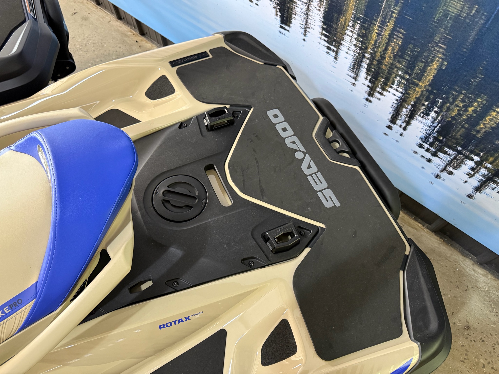 2026 Sea-Doo Wake Pro 230 3