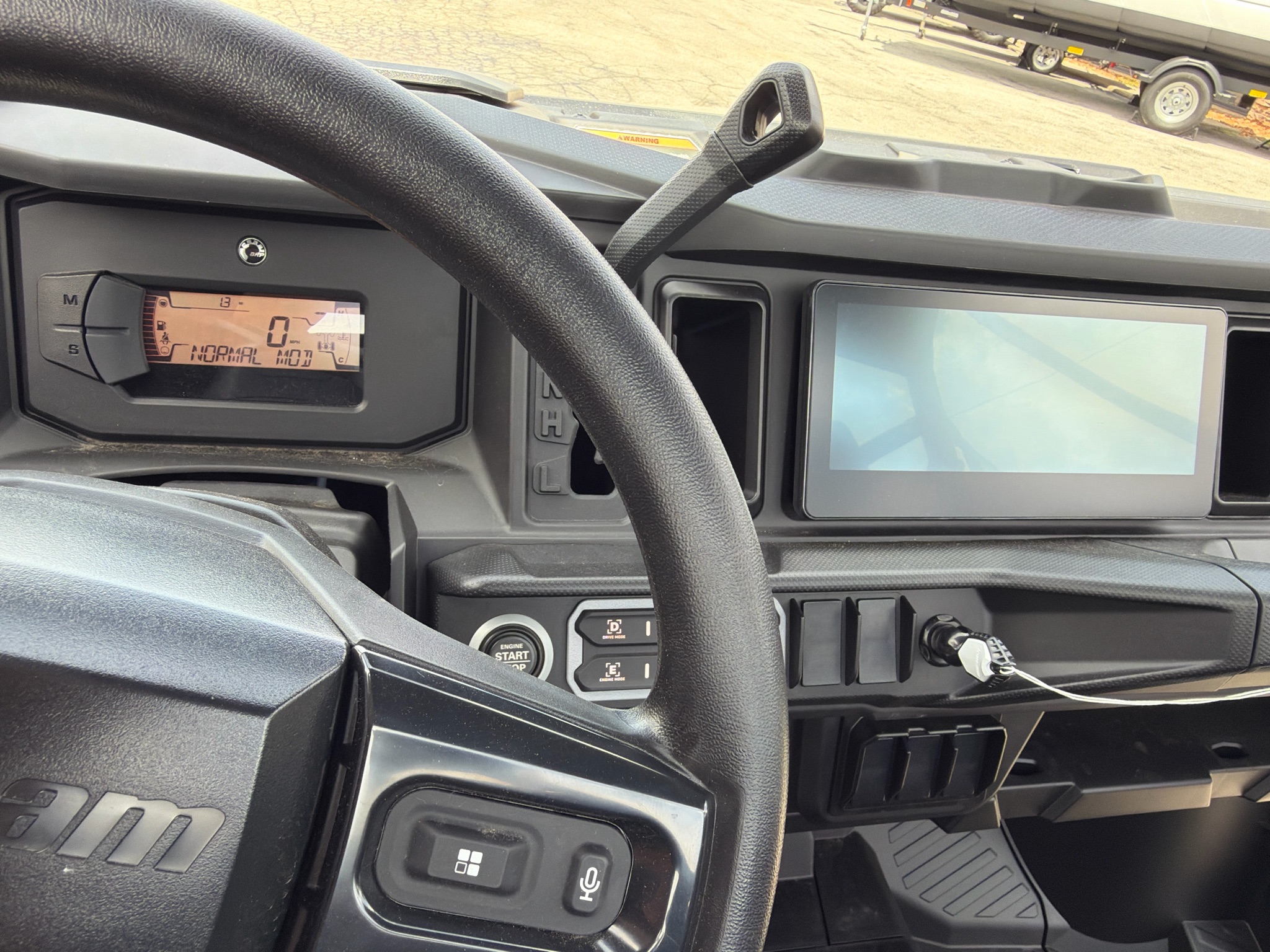 2026 Can-Am™ Defender XT HD11 with 10.25 in. touchscreen displa 5