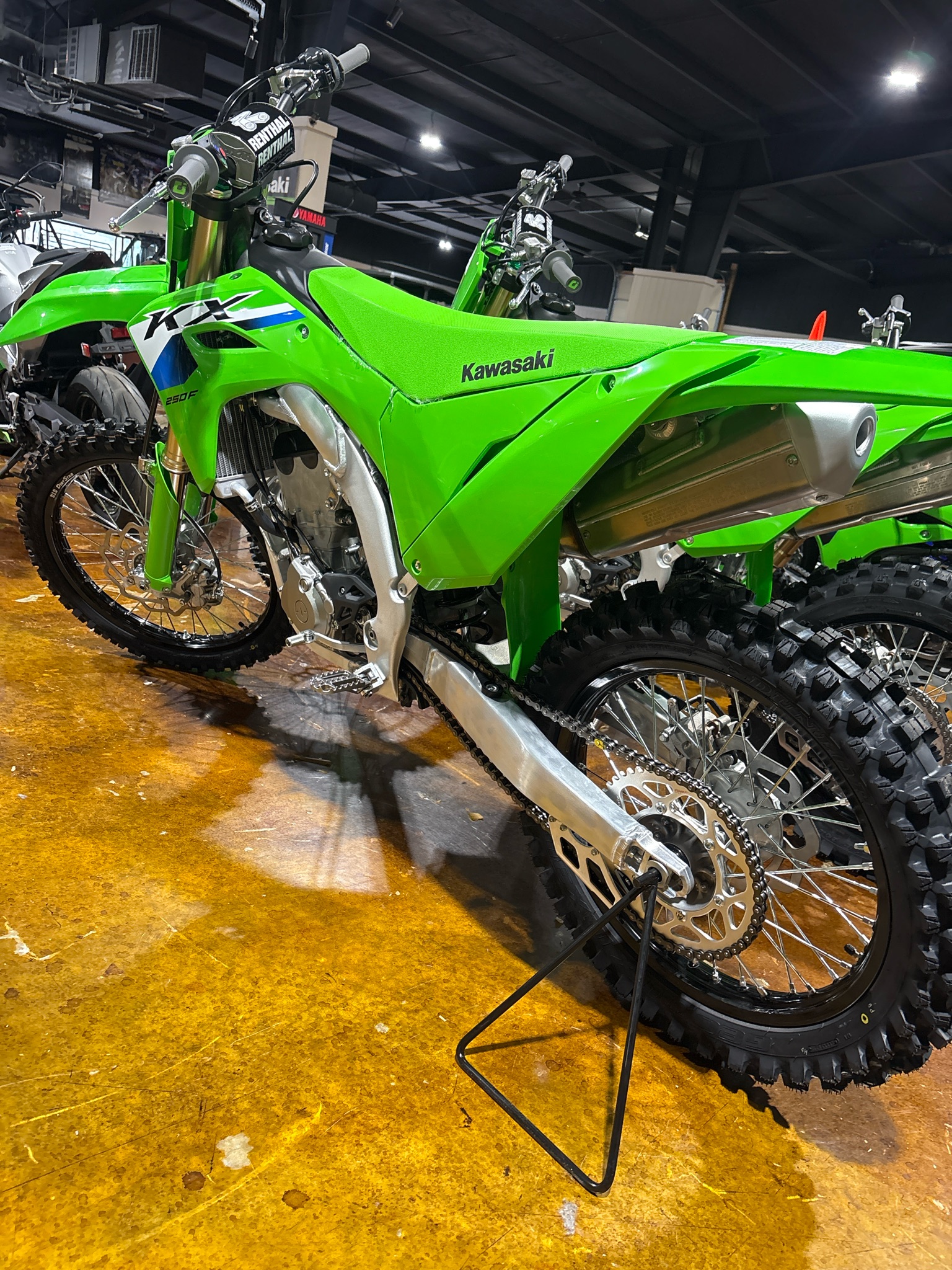 2027 Kawasaki KX250F 3