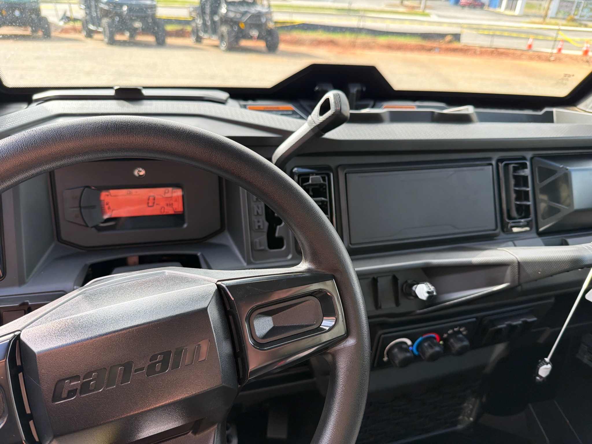 2026 Can-Am™ Defender XT CAB HD11 7
