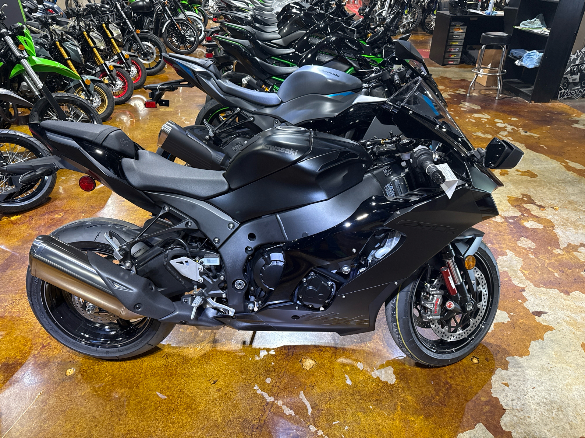 二宮 HIGH ＆ LOW New 2025 Kawasaki Ninja ZX-10R, Belvidere IL
