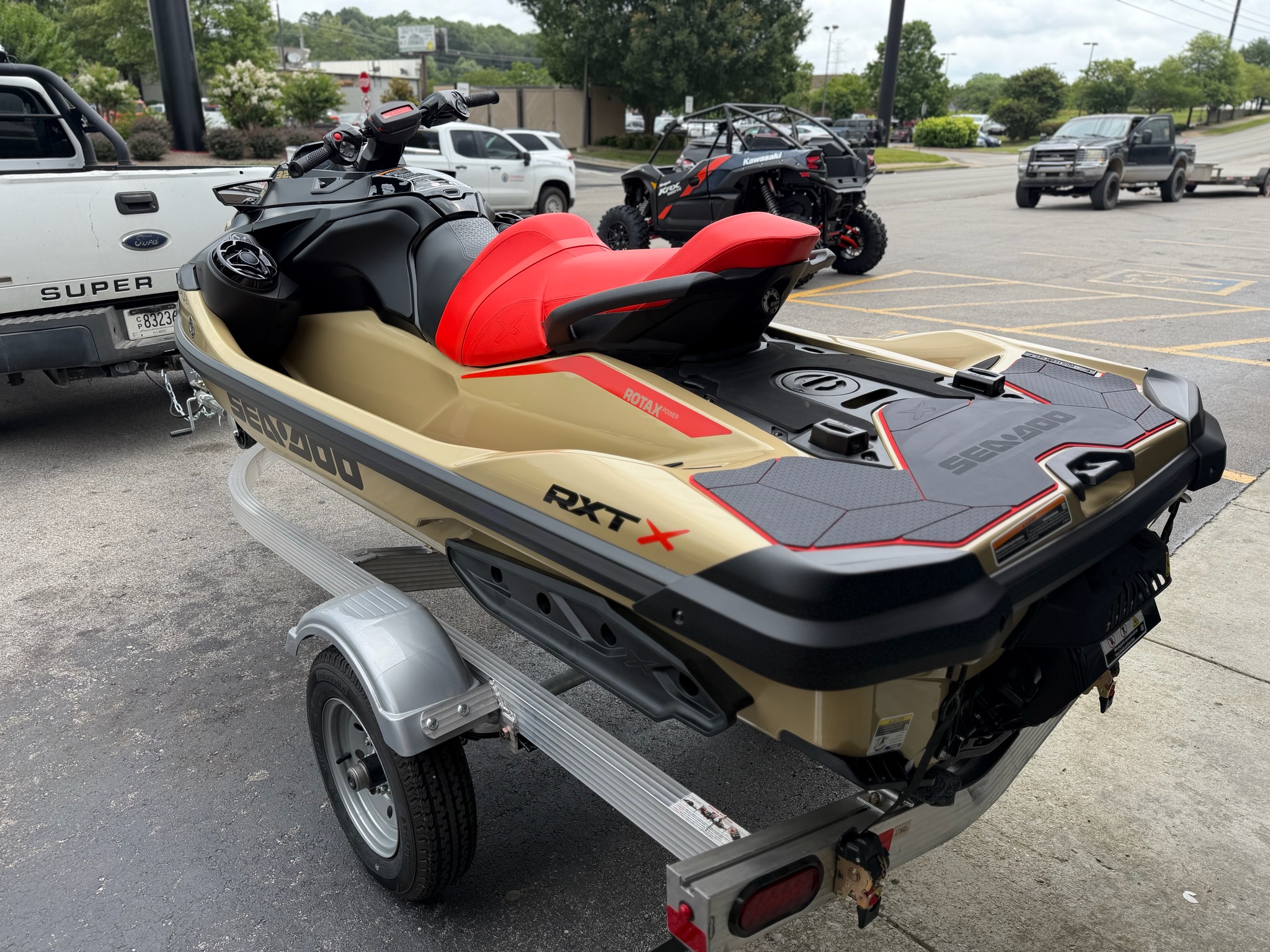 2025 Sea-Doo RXT-X photo 5
