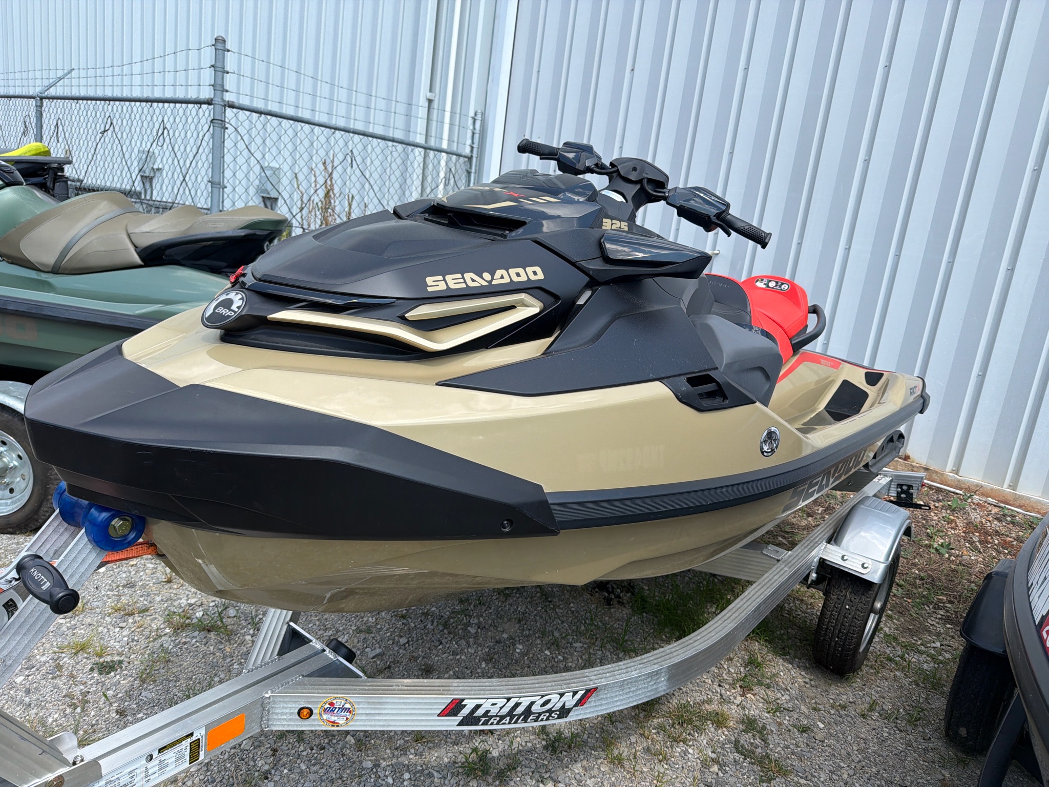 2025 Sea-Doo RXT-X photo 3