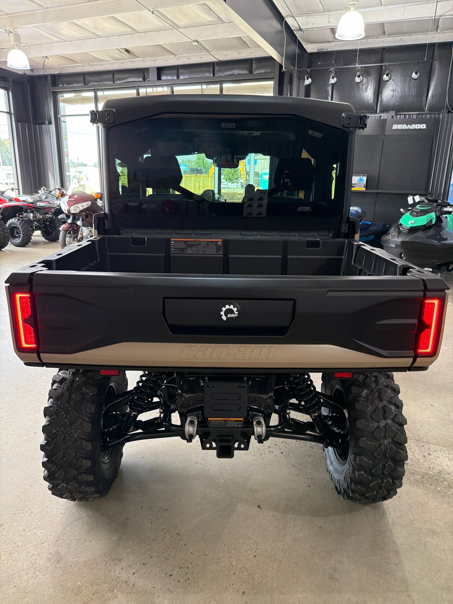 2027 Can-Am™ Defender MAX Limited HD11 7