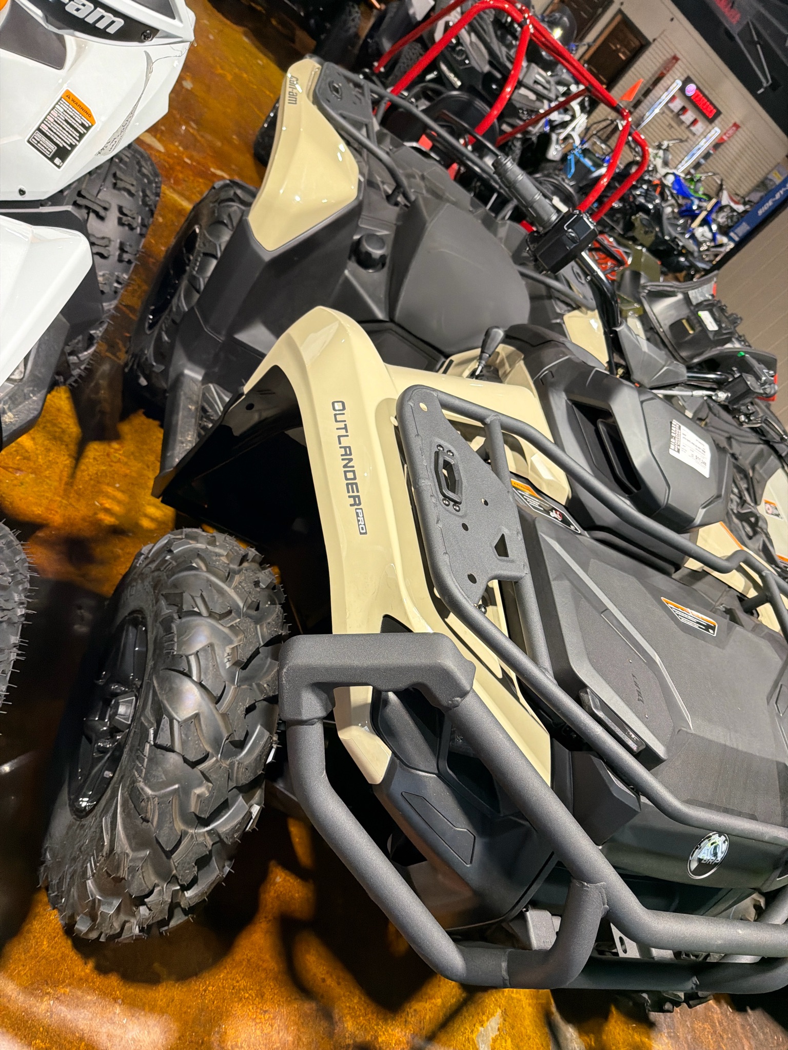 2026 Can-Am™ Outlander PRO XU HD7 2