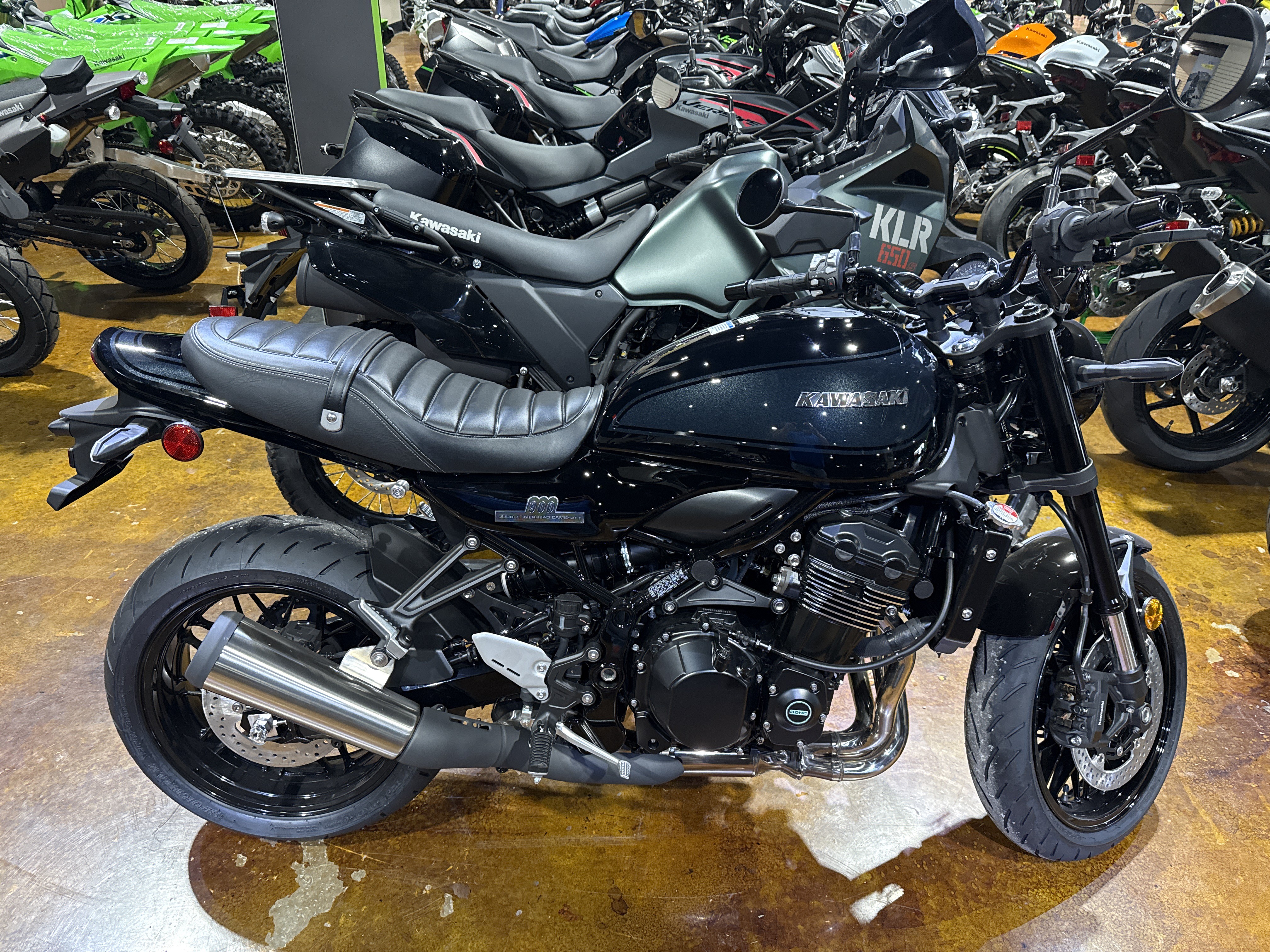 2026 Kawasaki Z900RS ABS