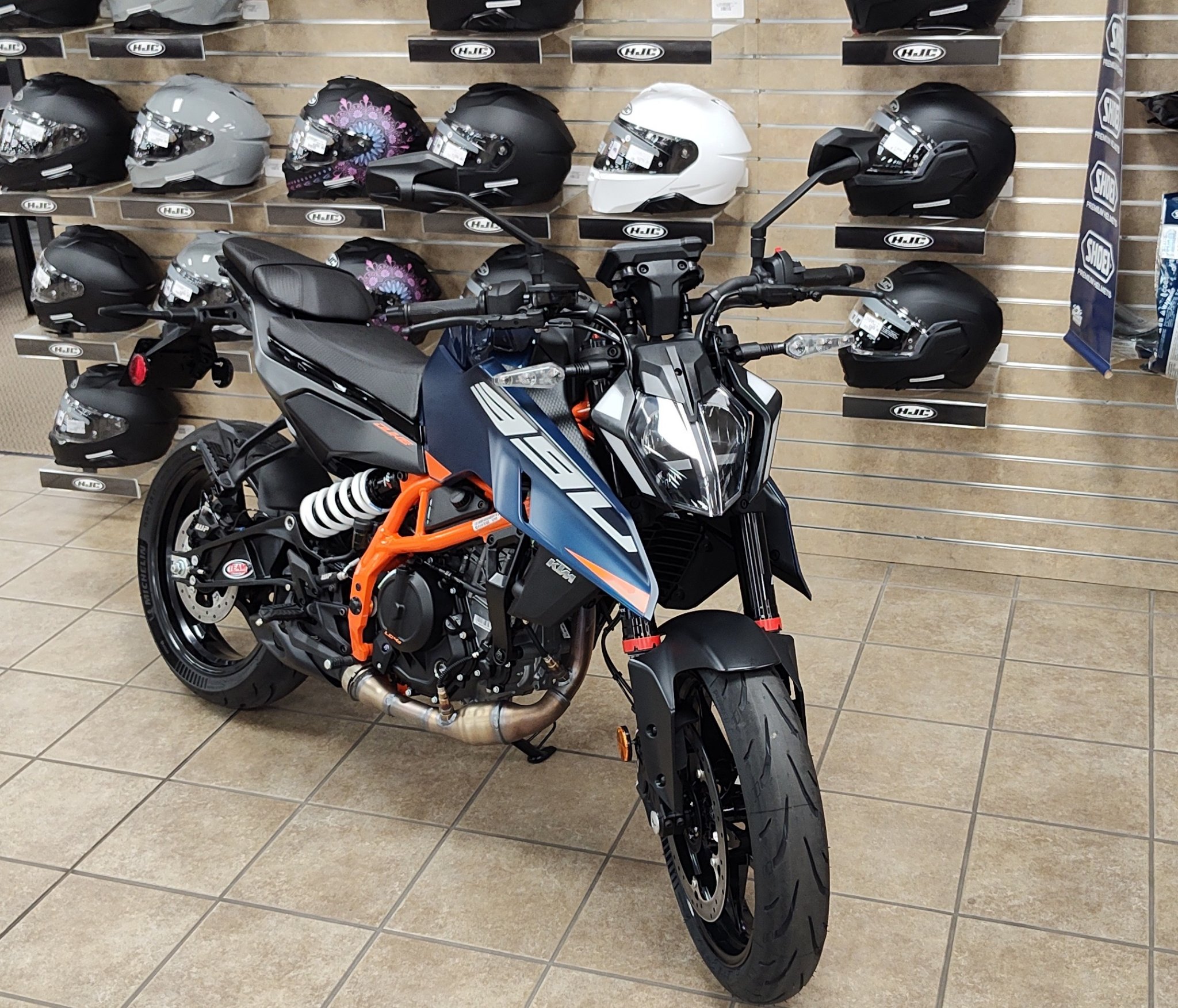 2026 KTM 390 Duke 2
