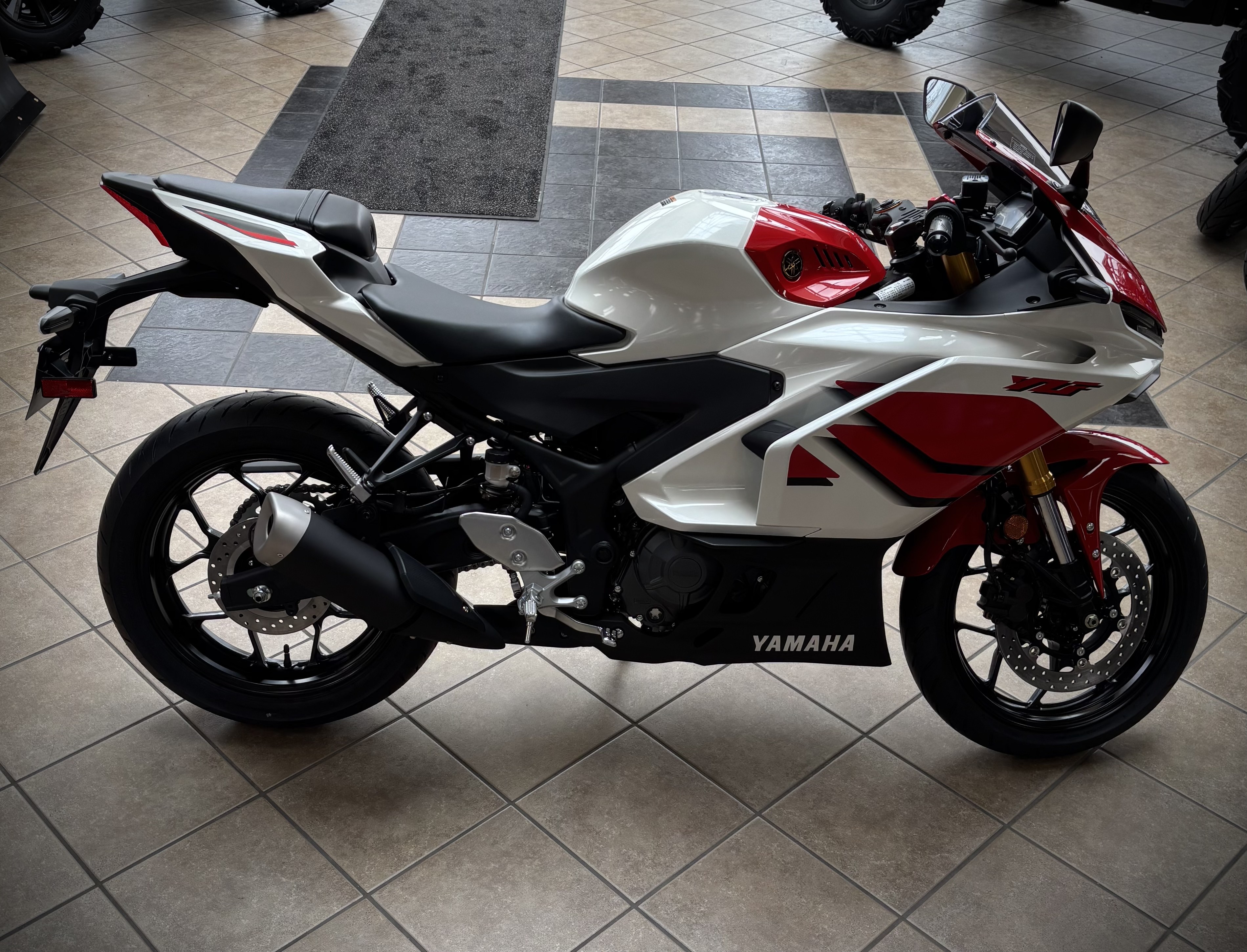2026 Yamaha YZF-R3 2