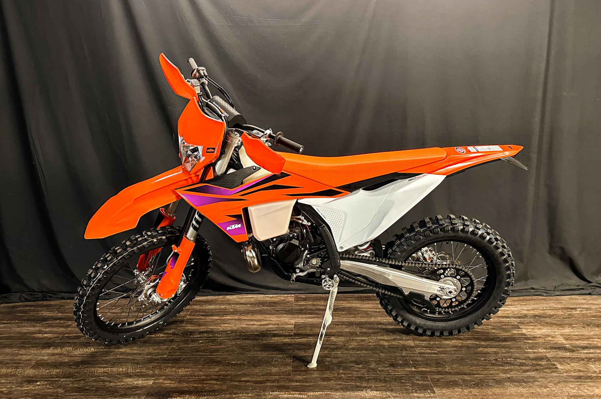 Used 2024 KTM 150 XC-W, De Pere WI | Specs, Price, Photos | Orange