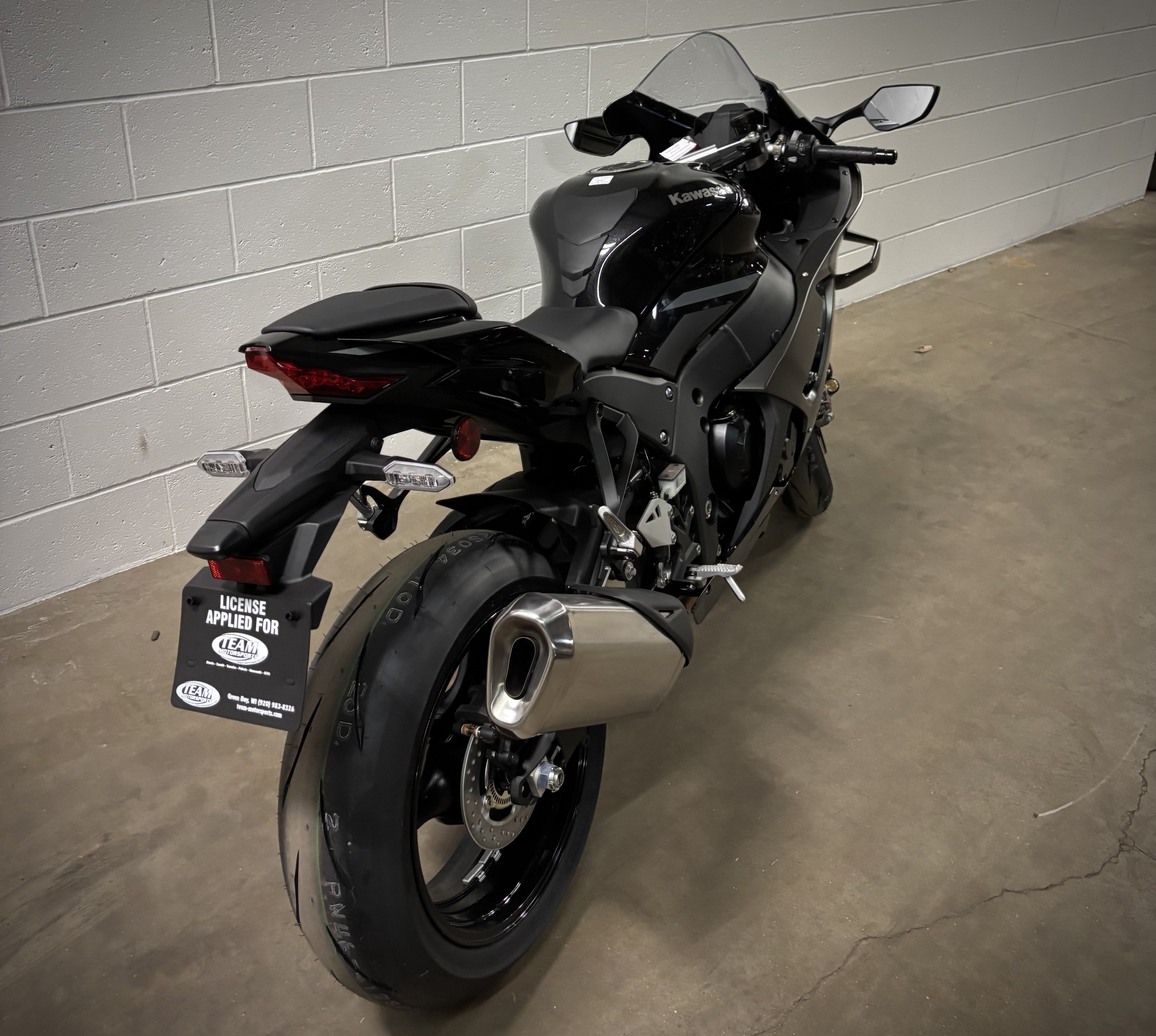 2026 Kawasaki Ninja® ZX-10R ABS 3