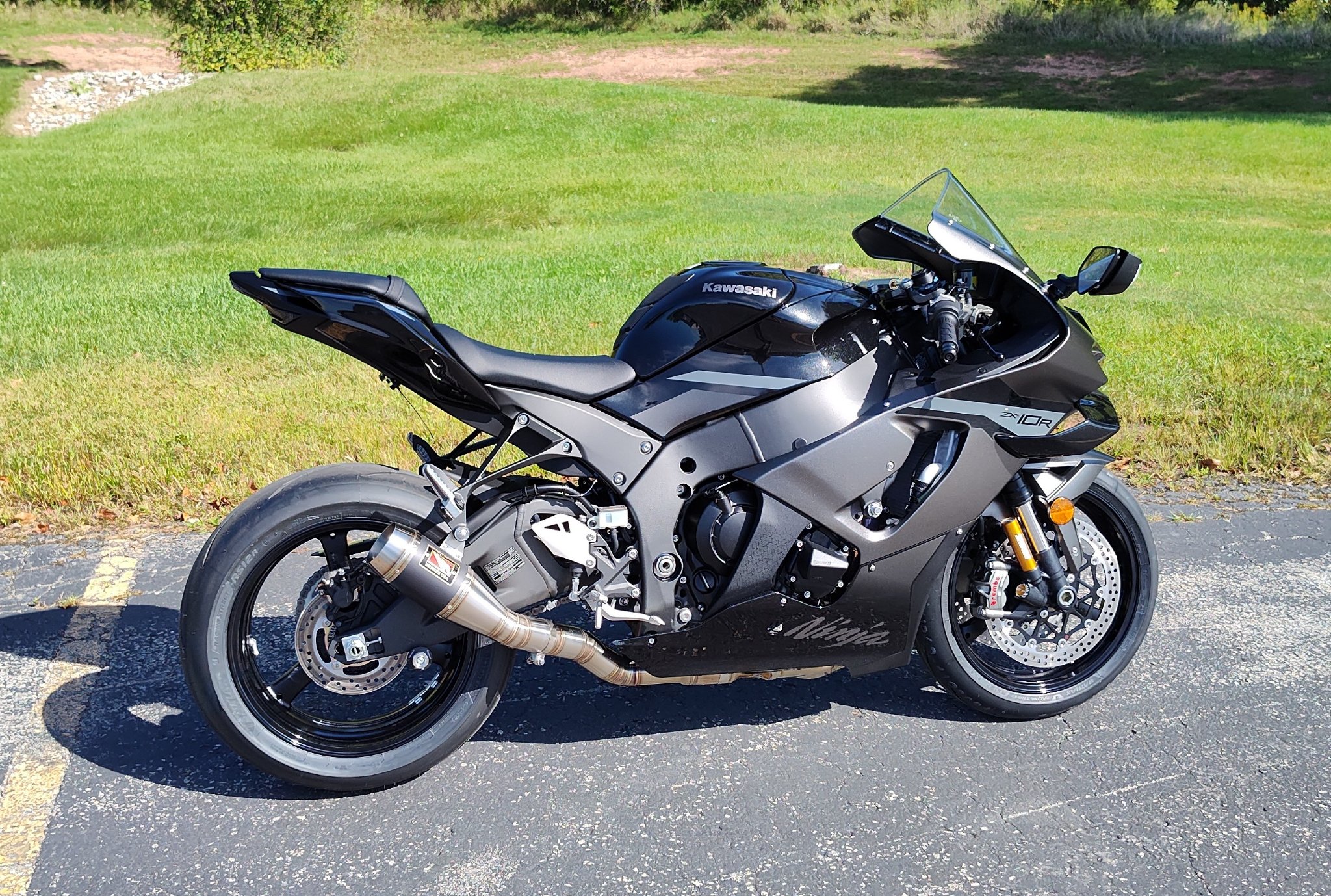 New 2026 Kawasaki Ninja® ZX™-10R ABS, De Pere WI | Specs, Price