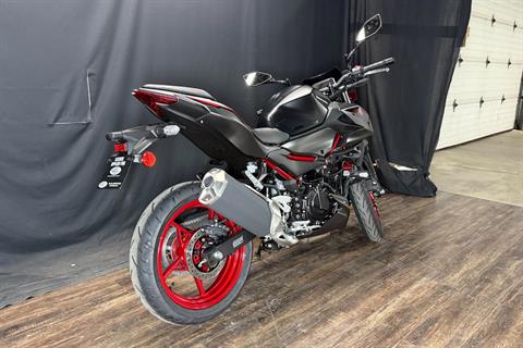 New 2025 Kawasaki Z500 SE ABS, De Pere WI | Specs, Price